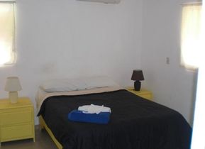 Condos Bay City Room 2